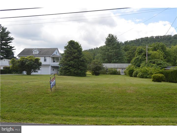 504 Old River Road Birdsboro, PA 19508 - Photo 6 of 22 Front Yard