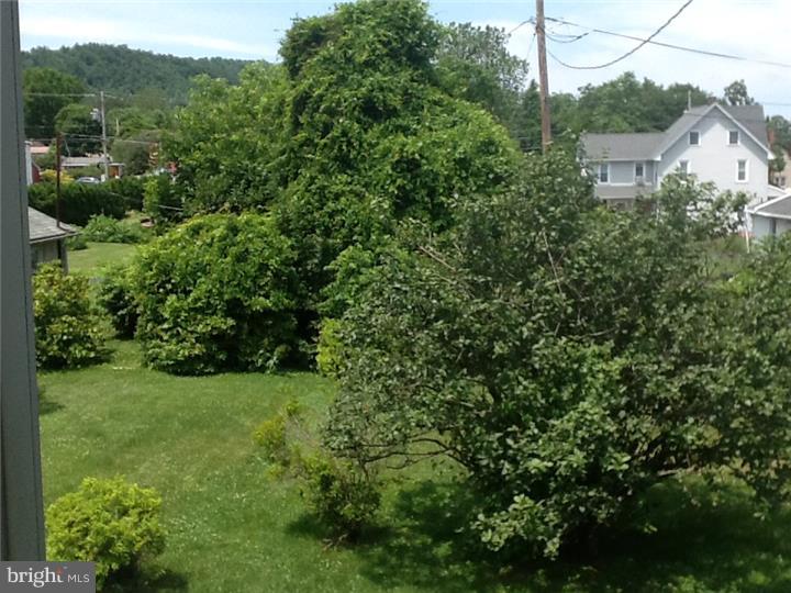504 Old River Road Birdsboro, PA 19508 - Photo 7 of 22 Gallery Image 7