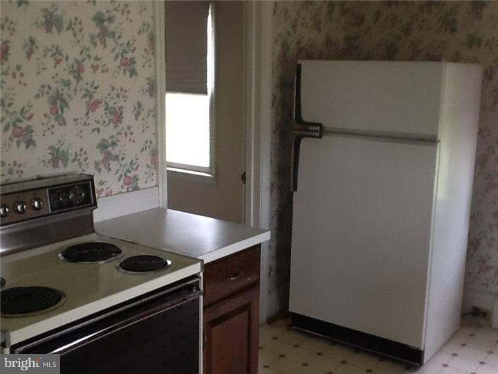 504 Old River Road Birdsboro, PA 19508 - Photo 9 of 22 Kitchen