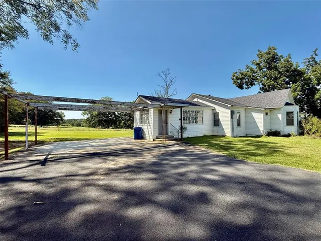 $129,900 | 279 Highway 805, Athens, LA 71003