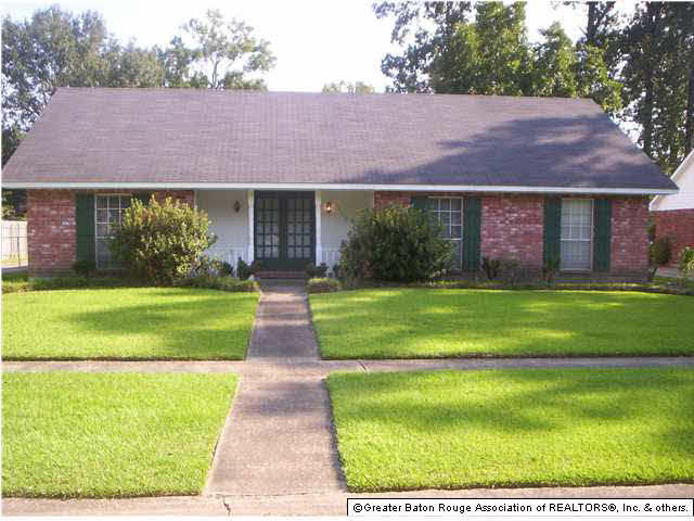 14710 Stoneberg Avenue Baton Rouge, LA 70816 - Photo 1 of 16 Gallery Image 1
