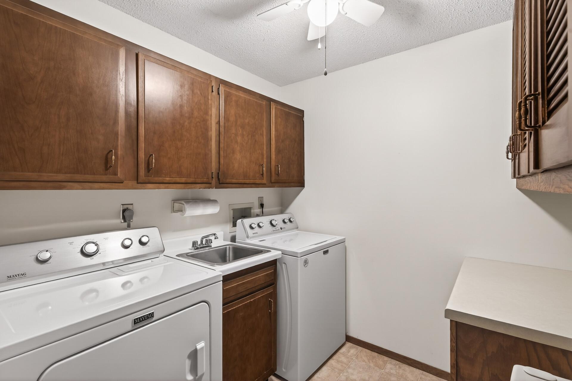 9500 Collegeview Road, Unit 112 Bloomington, MN 55437 - Photo 13 of 33