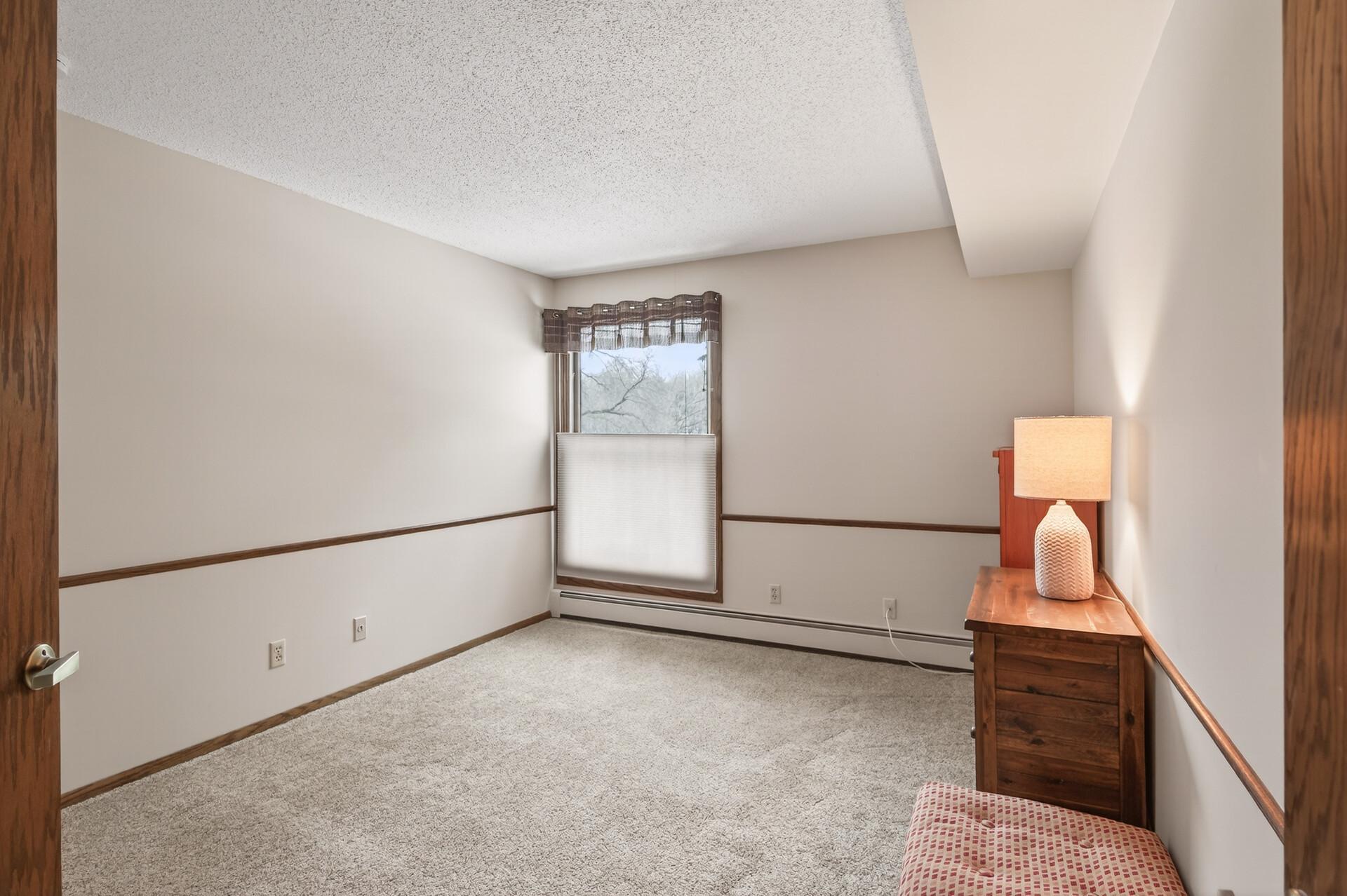 9500 Collegeview Road, Unit 112 Bloomington, MN 55437 - Photo 15 of 27