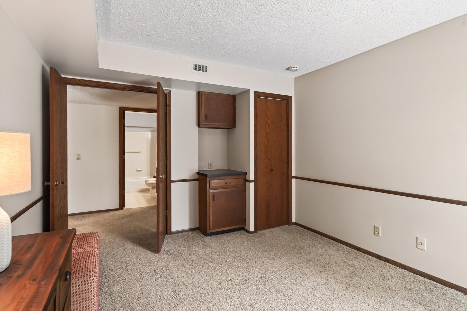 9500 Collegeview Road, Unit 112 Bloomington, MN 55437 - Photo 16 of 27