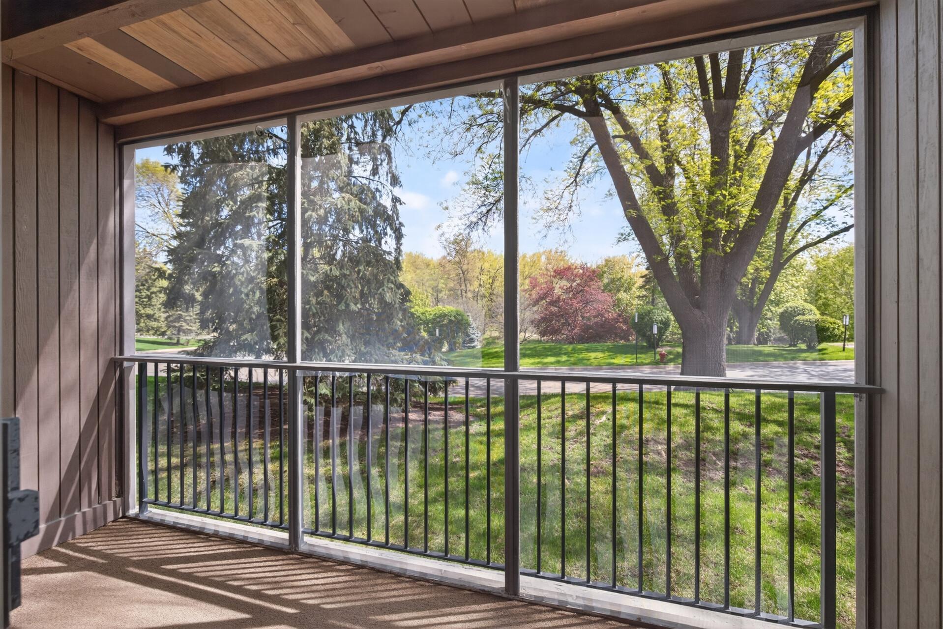 9500 Collegeview Road, Unit 112 Bloomington, MN 55437 - Photo 7 of 33
