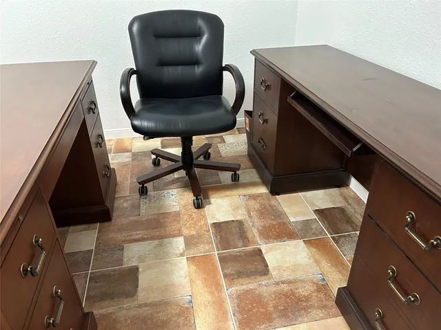 $1,200 | 7424 Lindencrest Street, Houston, TX 77061