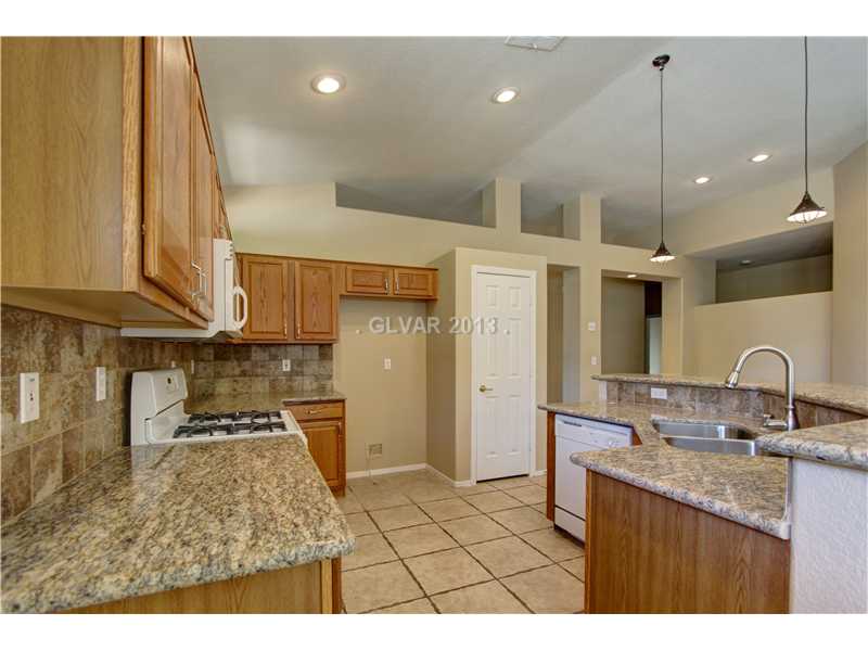 2973 Panorama Ridge Drive Henderson, NV 89052 - Photo 8 of 17 Kitchen.