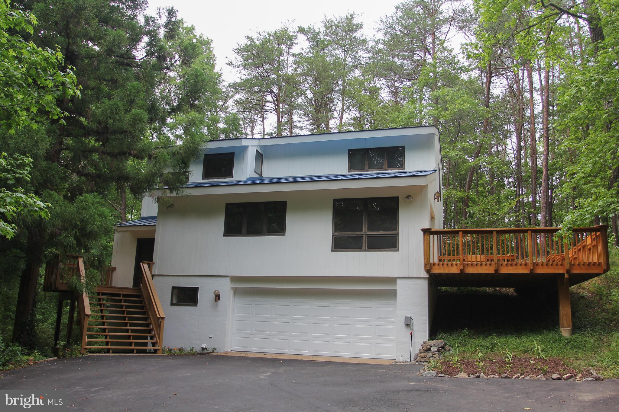 141 Sandy Ridge Road Fredericksburg, VA 22405 - Photo 2 of 26 Exterior (Front)