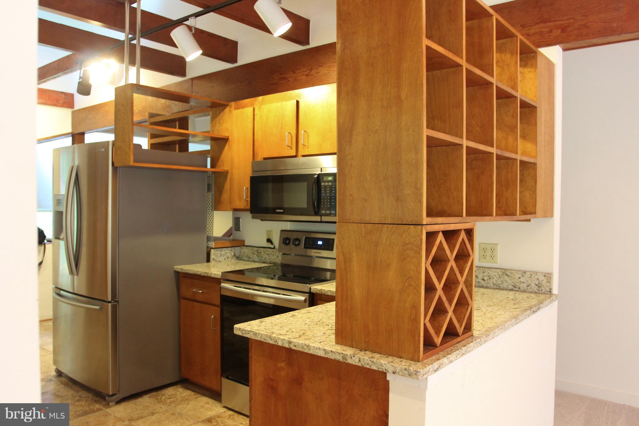 141 Sandy Ridge Road Fredericksburg, VA 22405 - Photo 8 of 26 Kitchen