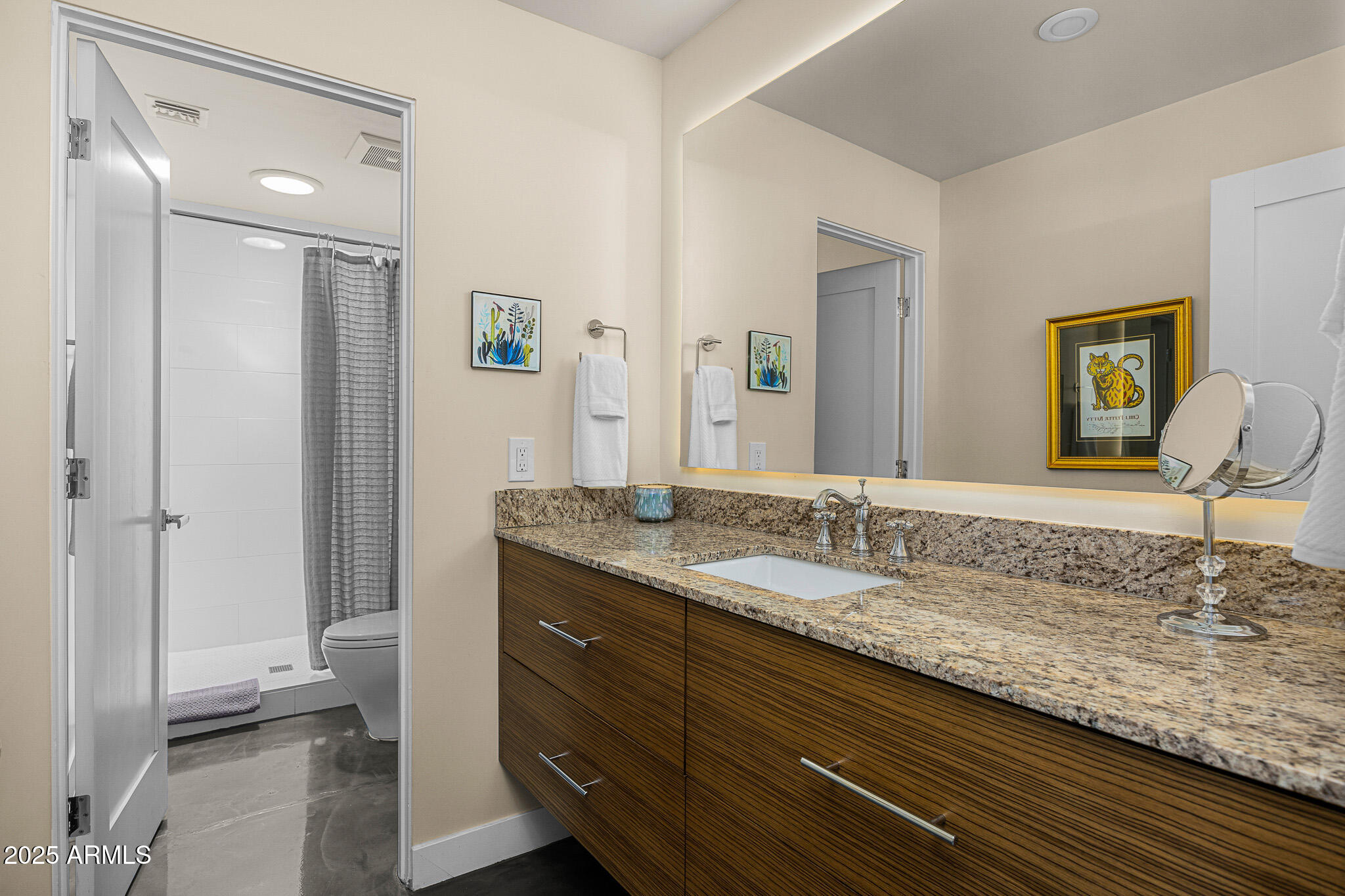 5826 East Indian Bend Road Paradise Valley, AZ 85253 - Photo 26 of 58 24guest bathroom1