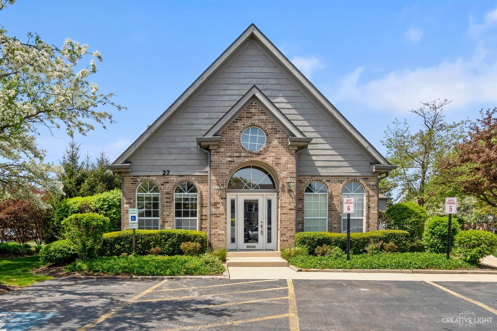 31 Foxcroft Road, Unit 203 Naperville, IL 60565 - Photo 3 of 18