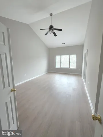 $3,450 | 676 McLeary Square Southeast, Leesburg, VA 20175