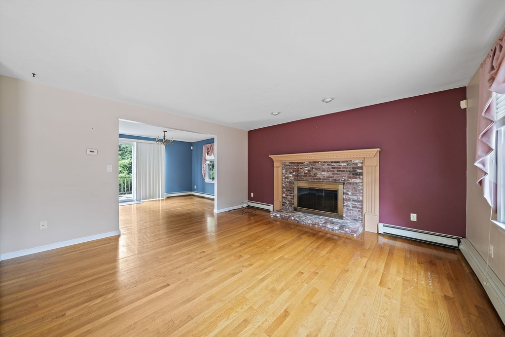 982 Point Road Marion, MA 02738 - Photo 3 of 40 Gallery Image 3