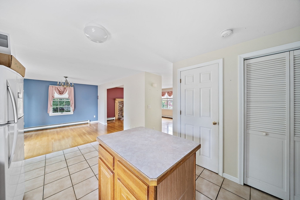 982 Point Road Marion, MA 02738 - Photo 7 of 40 Gallery Image 7