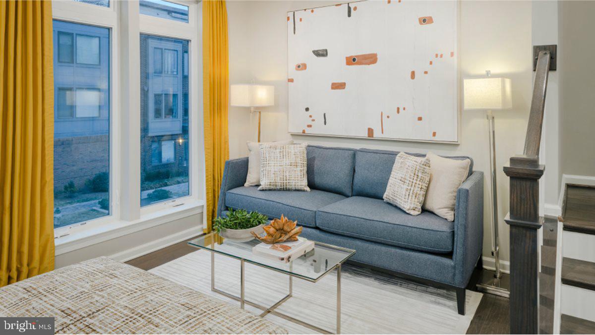 8237 Front Loop Gaithersburg, MD 20898 - Photo 6 of 23