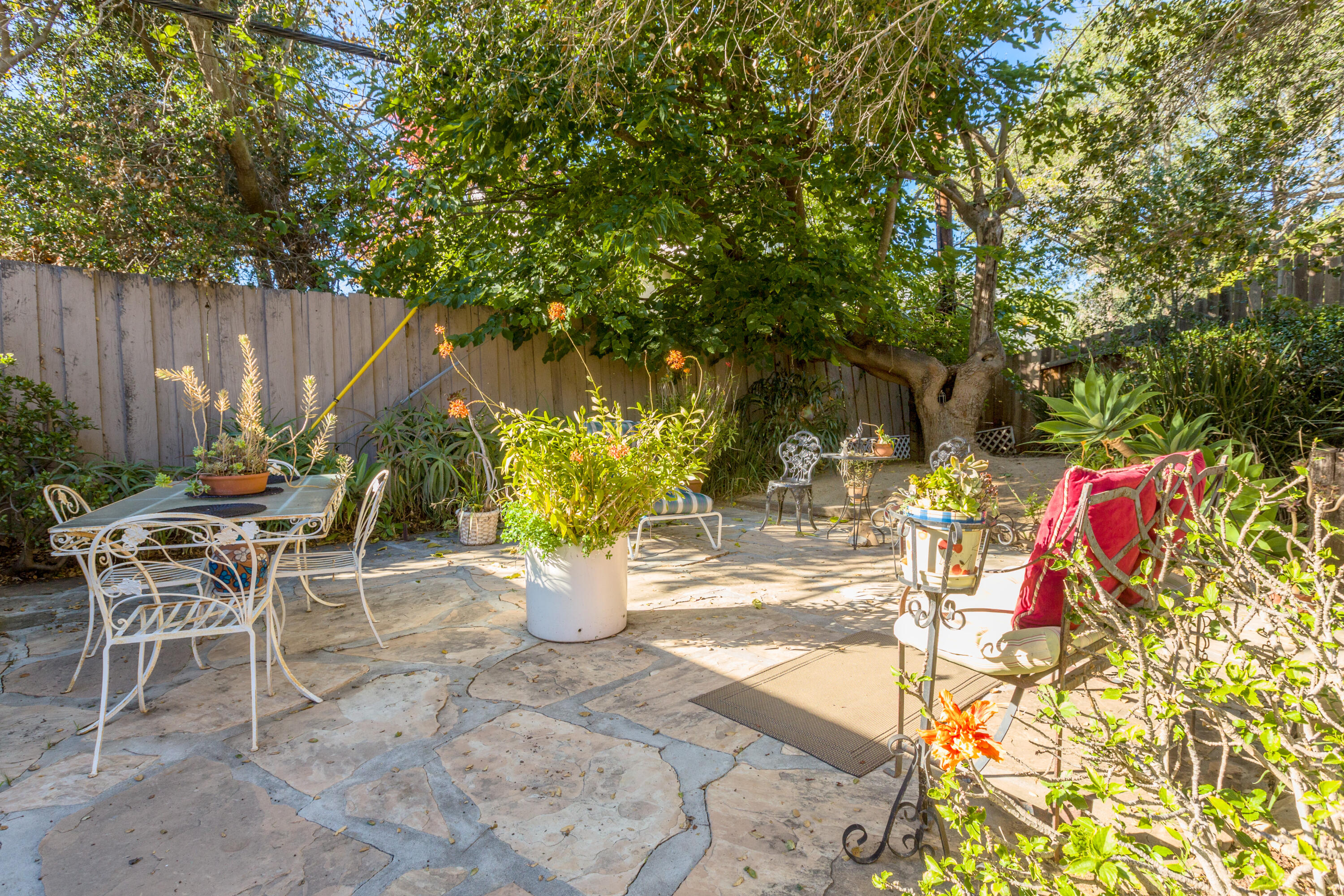 5872 Stow Canyon Road Goleta, CA 93117 - Photo 24 of 29 Patio area