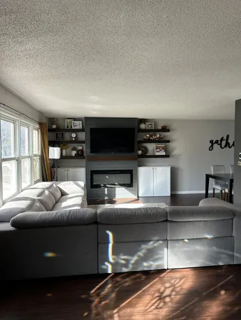 $349,900 | 417 Meredith Road, Albert Lea, MN 56007