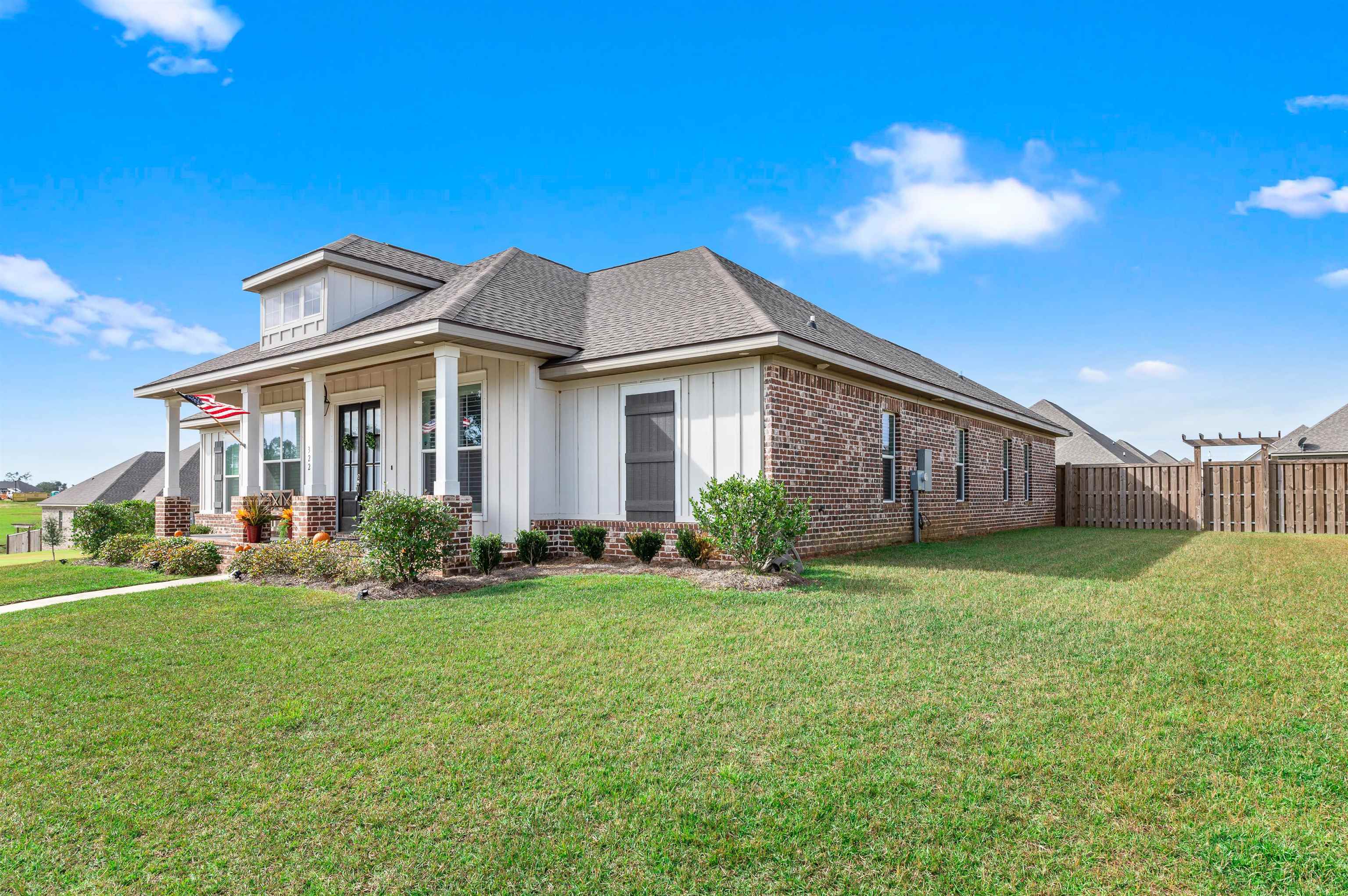 322 Garrison Boulevard Fairhope, AL 36532 - Photo 5 of 42 front