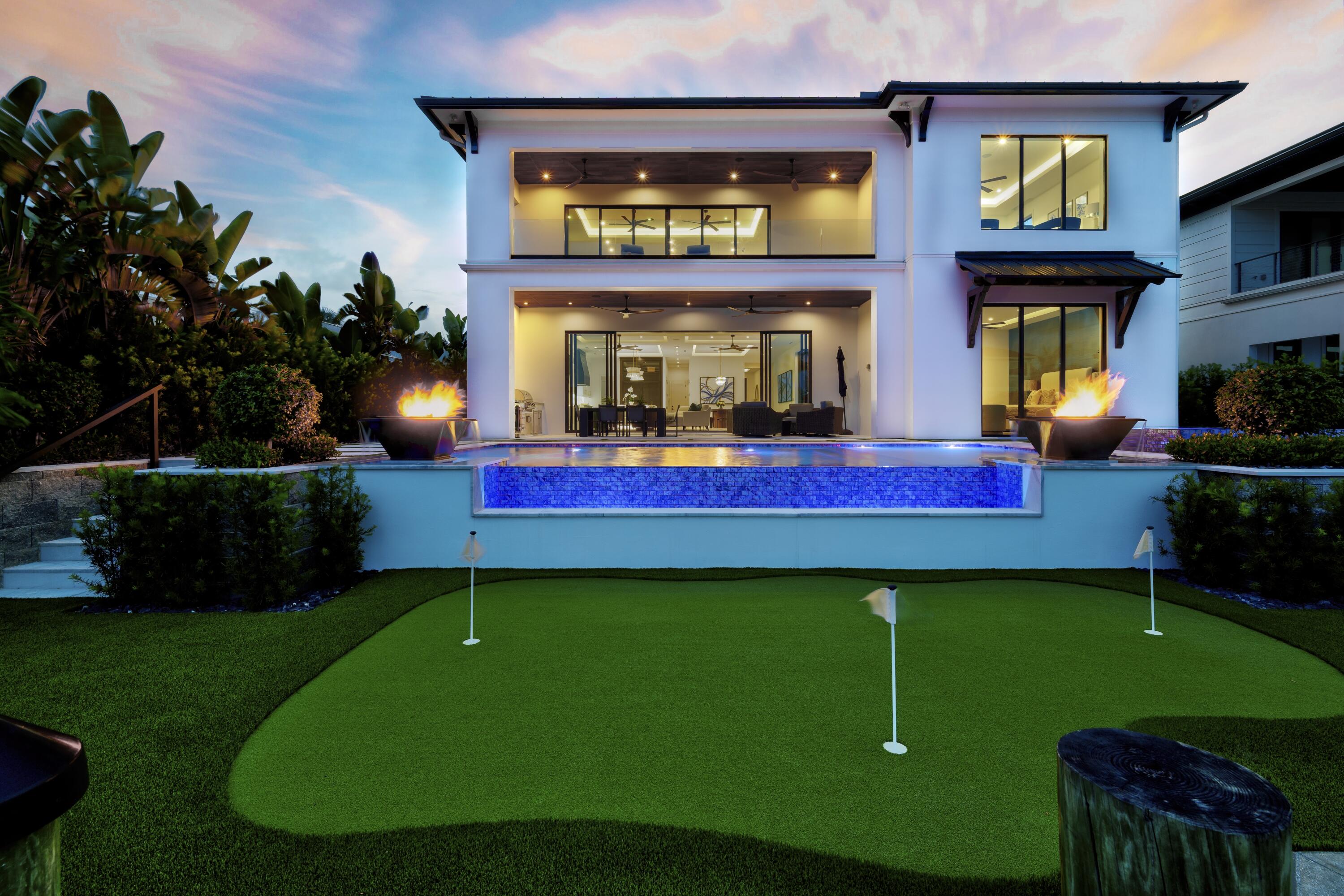 11288 West Teach Road Palm Beach Gardens, FL 33410 - Photo 55 of 88 PUTTING GREEN