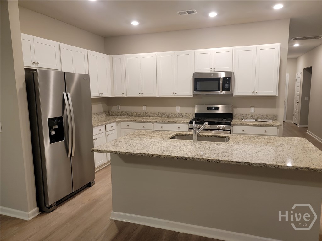 305 Lillian Street Rincon, GA 31326 - Photo 8 of 21