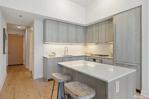 $1,125,000 | 318 Main Street, Unit 8C, San Francisco, CA 94105