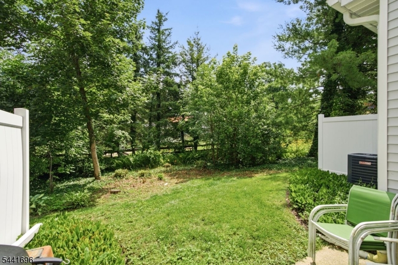 45 Weatherhill Road Hamburg, NJ 07419 - Photo 12 of 25