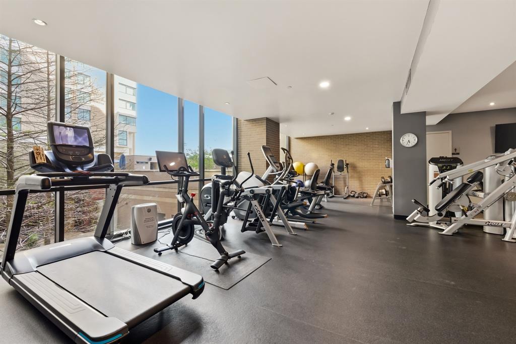 5656 North Central Expressway, Unit 801 Dallas, TX 75206 - Photo 25 of 26 a view of a room with gym equipment