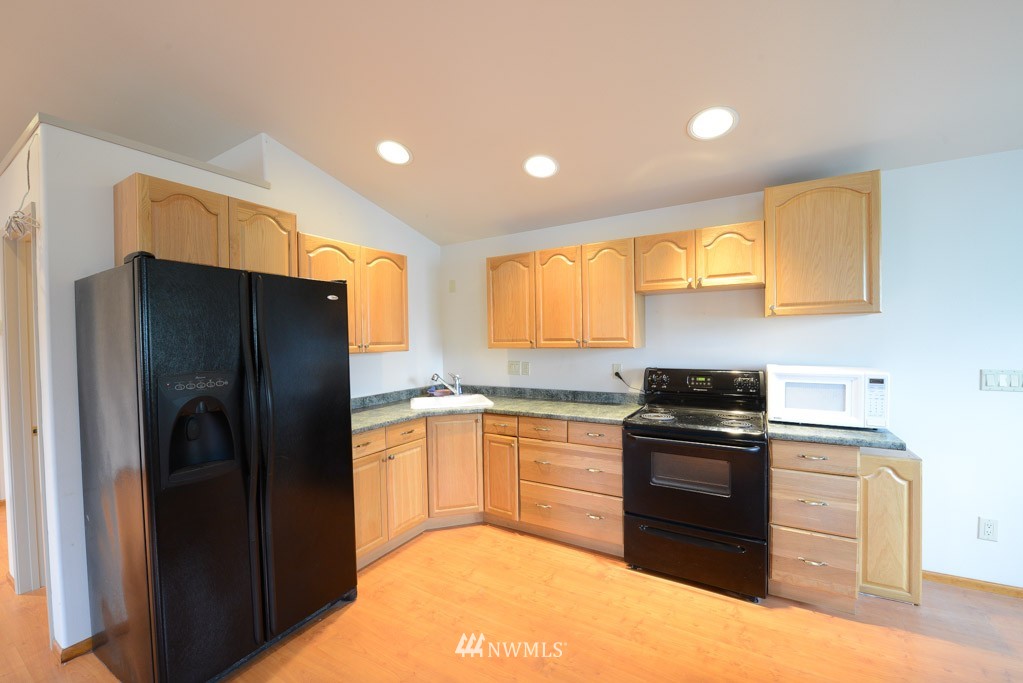 24128 North West View Road Mount Vernon, WA 98274 - Photo 18 of 25 Gallery Image 18