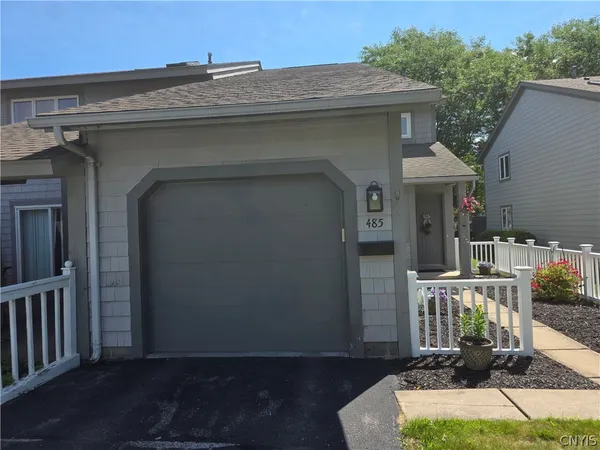 $350,000 | 485 Summerhaven Drive North, Unit 485, Manlius, NY 13057