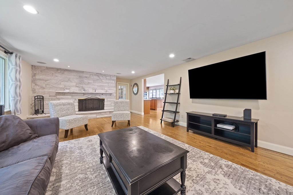 41 Algonquin Road Canton, MA 02021 - Photo 17 of 42 Gallery Image 17