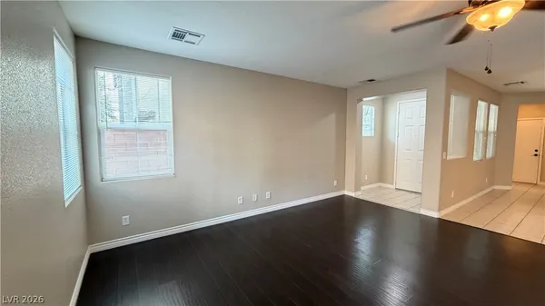 $2,150 | 25 Red Oak Canyon Street, Unit 2, Henderson, NV 89012