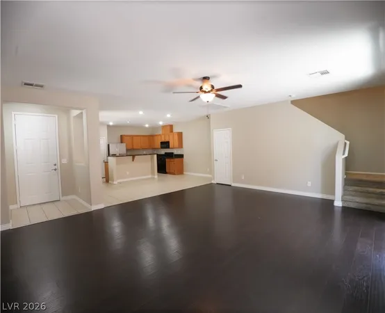 $2,150 | 25 Red Oak Canyon Street, Unit 2, Henderson, NV 89012