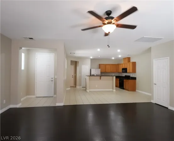 $2,150 | 25 Red Oak Canyon Street, Unit 2, Henderson, NV 89012