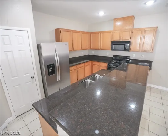 $2,150 | 25 Red Oak Canyon Street, Unit 2, Henderson, NV 89012