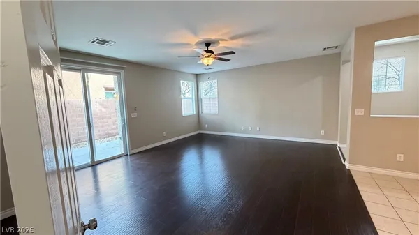 $2,150 | 25 Red Oak Canyon Street, Unit 2, Henderson, NV 89012