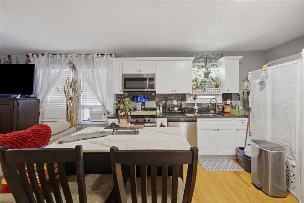 20 Riverside Square Boston, MA 02136 - Photo 5 of 18 Gallery Image 5