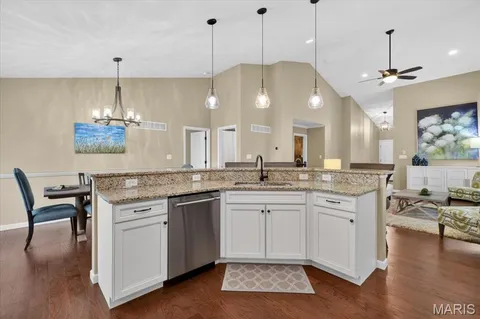 $485,000 | 16129 Amber Vista Drive, Ellisville, MO 63021