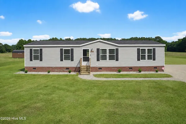 $245,000 | 1901 Peacock Road, Whiteville, NC 28472