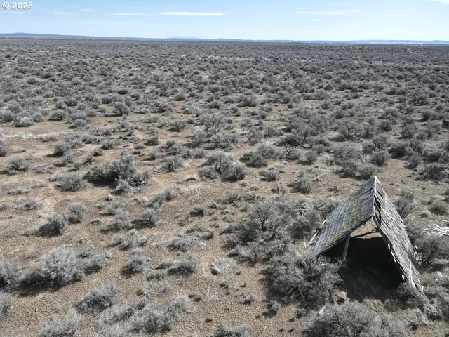 $75,500 | 1200 East Campbell Lane, Christmas Valley, OR 97641