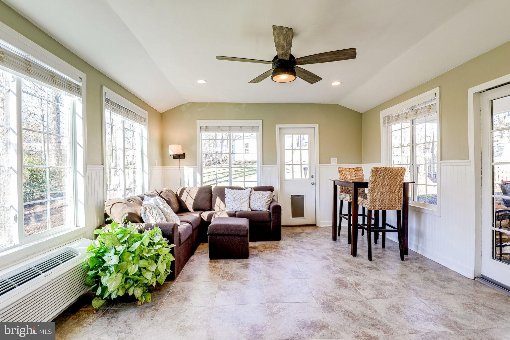 6917 Vancouver Road Springfield, VA 22152 - Photo 20 of 42 SUNROOM