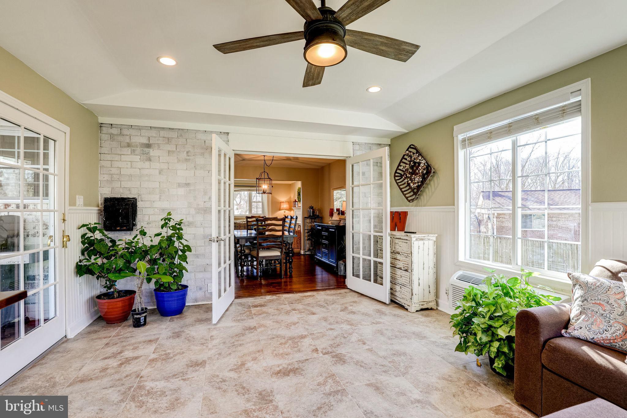 6917 Vancouver Road Springfield, VA 22152 - Photo 21 of 42 SUNROOM