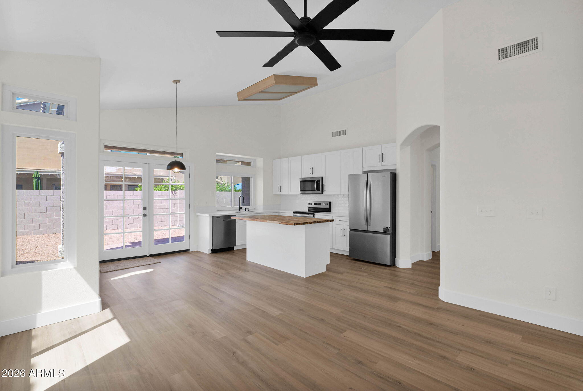 138 West El Freda Road Tempe, AZ 85284 - Photo 11 of 39 19-web-or-mls-P1737394
