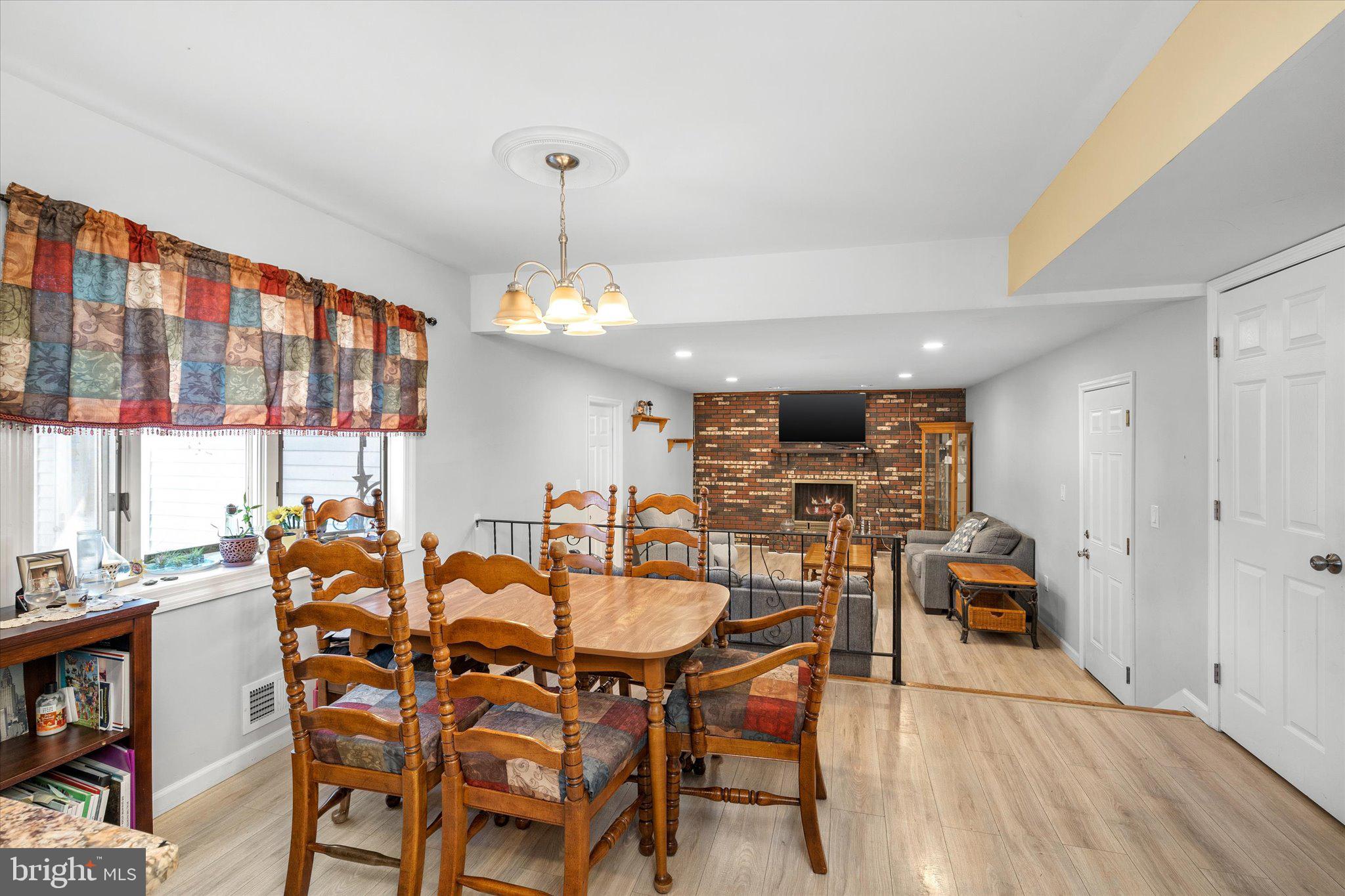 28 Tar Heels Road Hamilton, NJ 08619 - Photo 13 of 30