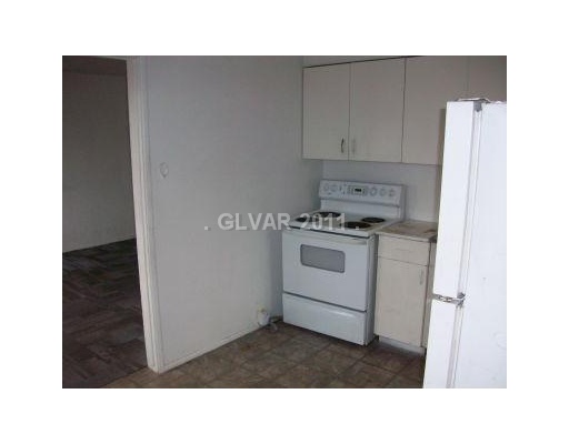 406 West Basic Road Henderson, NV 89015 - Photo 5 of 12 Property Photo. STOVE IS ELECTRIC