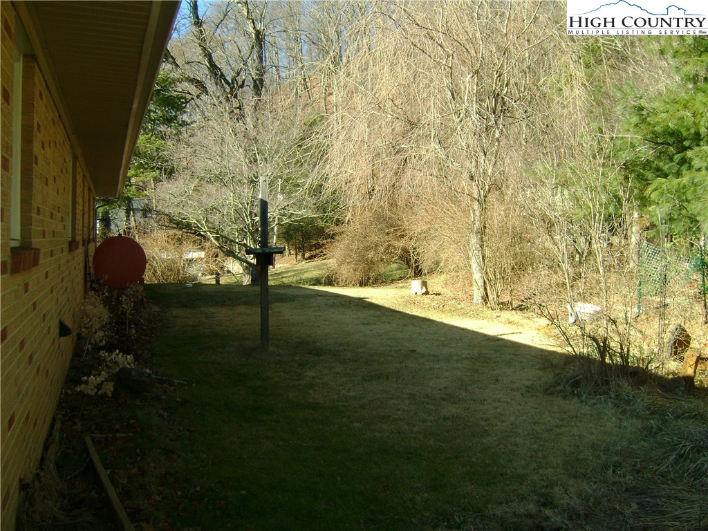 251 Lynn Hill Road Boone, NC 28607 - Photo 4 of 25 Gallery Image 4