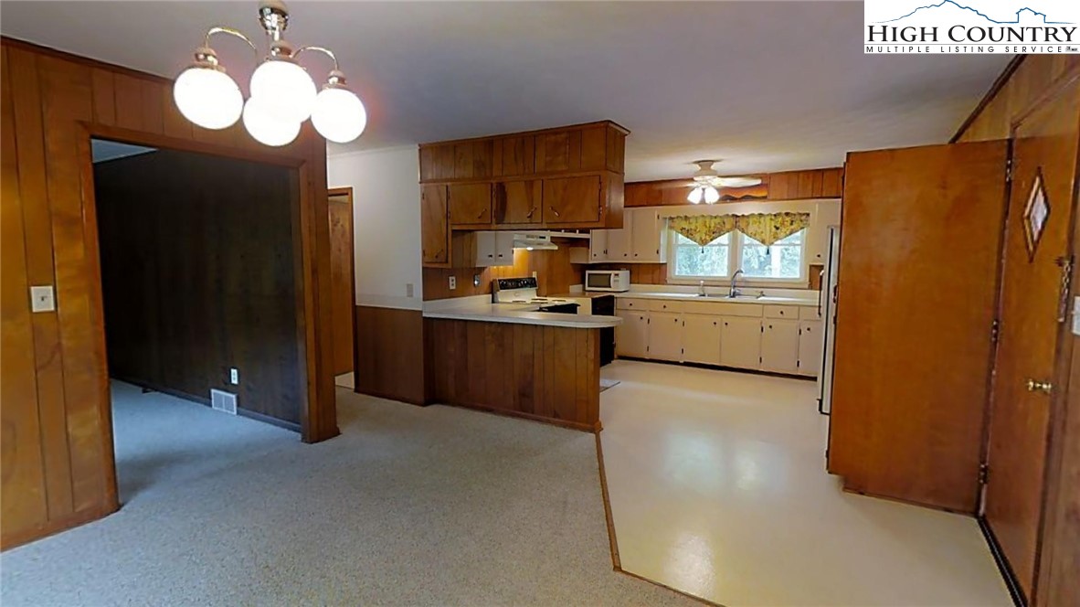 251 Lynn Hill Road Boone, NC 28607 - Photo 5 of 25 Gallery Image 5