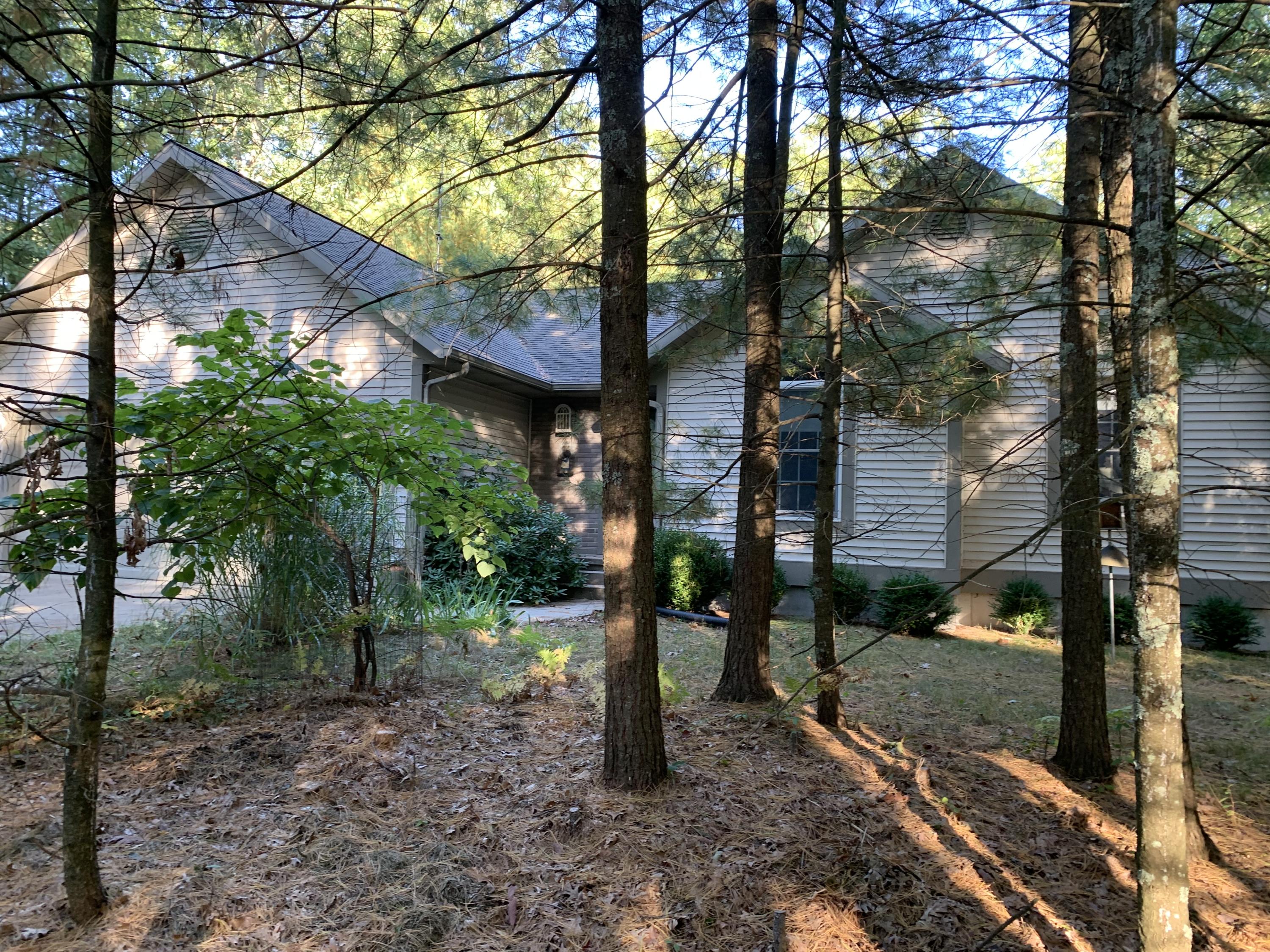 6356 Cheyenne Road Pentwater, MI 49449 - Photo 41 of 42 IMG_0334