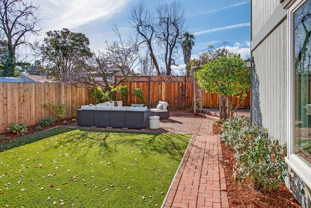 $998,000 | 83 Devonshire Avenue, Unit 7, Mountain View, CA 94043