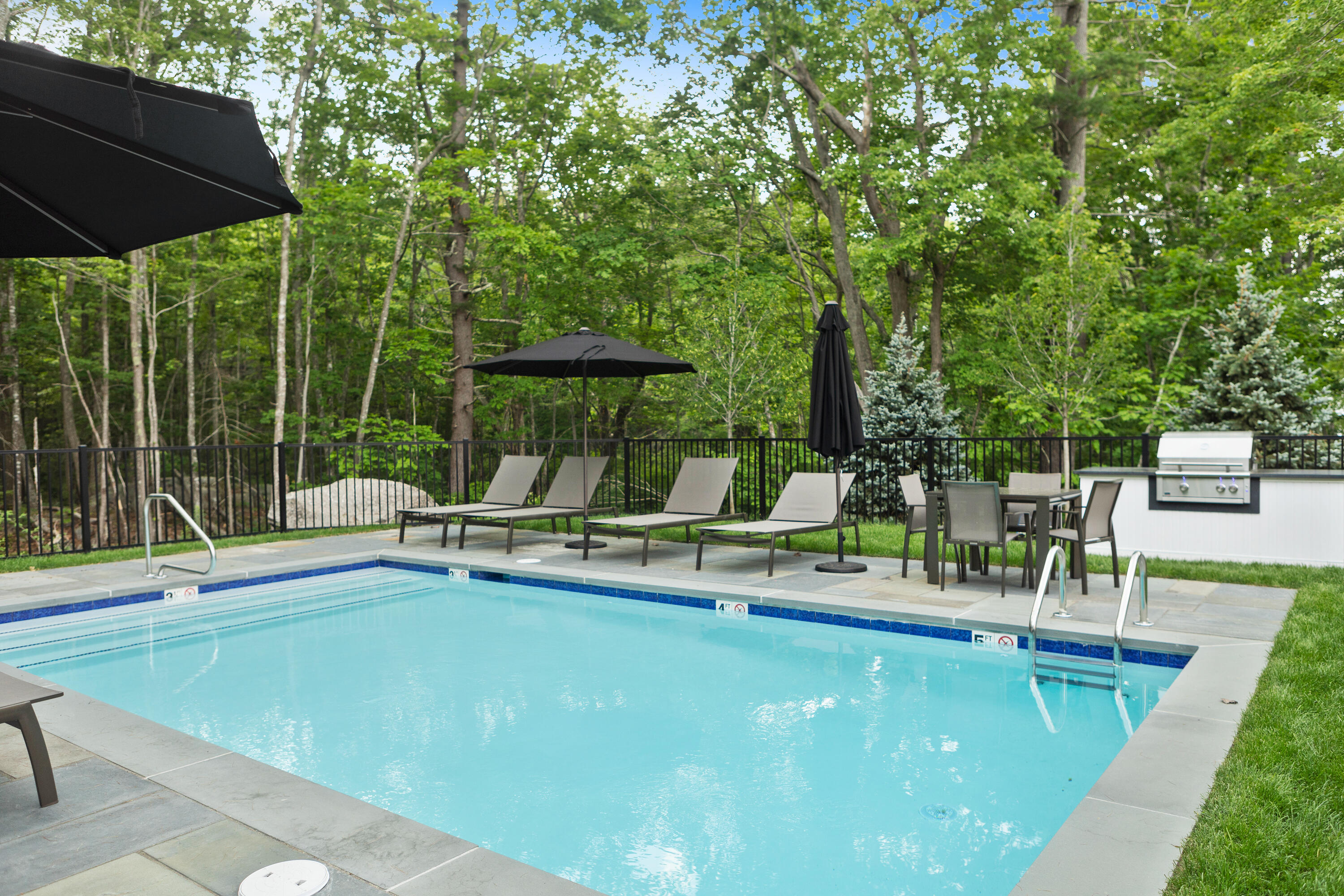 15 Langsford Road, Unit 1 Kennebunkport, ME 04046 - Photo 9 of 10 Pool