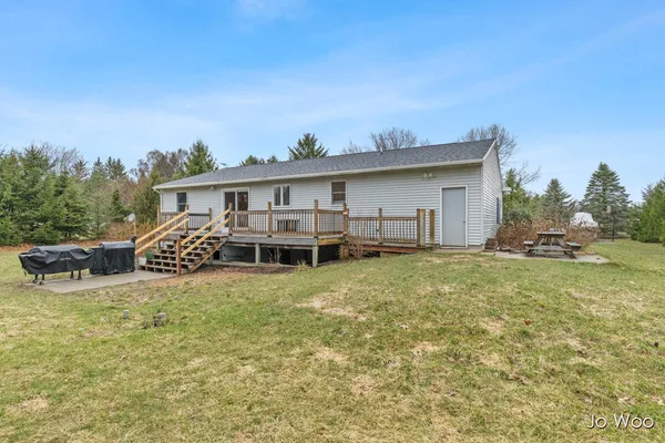 $424,900 | 9020 Warner Street, Allendale, MI 49401